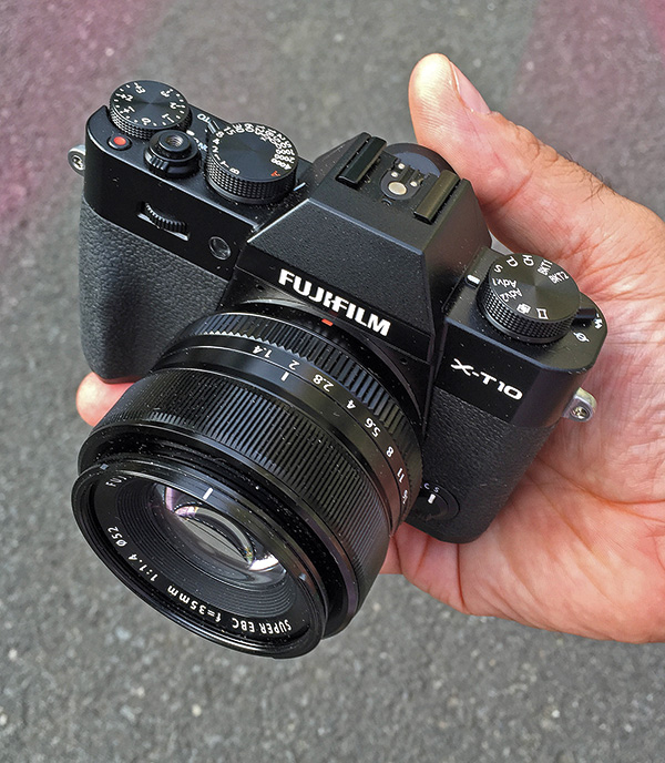 Camera 10. Fujifilm xt10. Fujifilm x-t10. Фуджифильм XT 10. Байонет Fujifilm x t10.