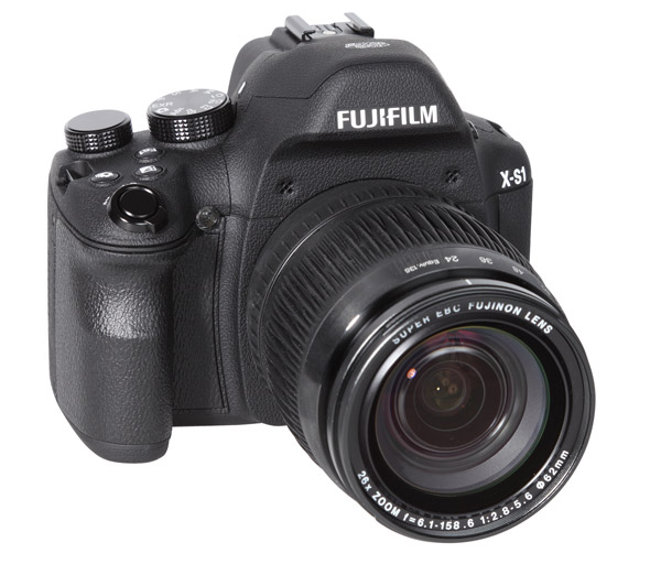 Voetganger Belofte geestelijke Fujifilm X-S1 Camera Review | Shutterbug