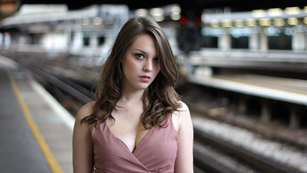 How to Use Leading  Lines  in Portrait  Photography VIDEO 