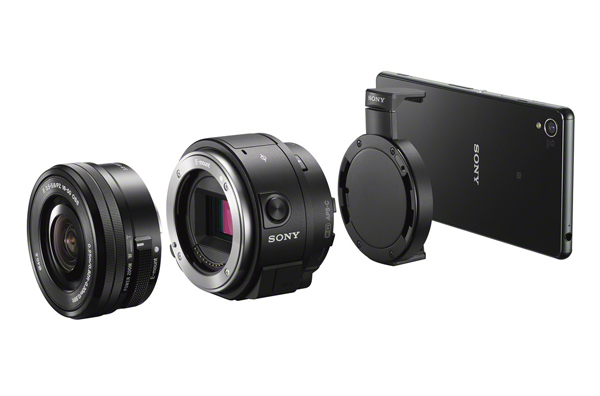 Sony Q230 Camera newest With Lens and Bag