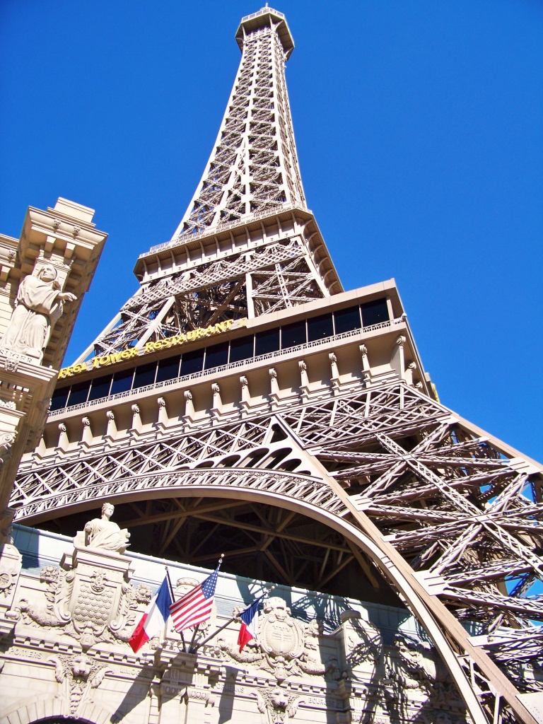 Eiffel Tower | Shutterbug