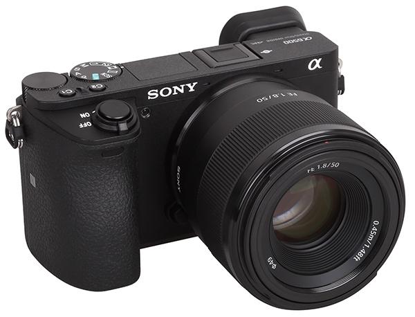 afdrijven Denken Productiviteit Sony A6500 Lab Review: How Does This Flagship Mirrorless Camera from Sony  Stack Up? | Shutterbug