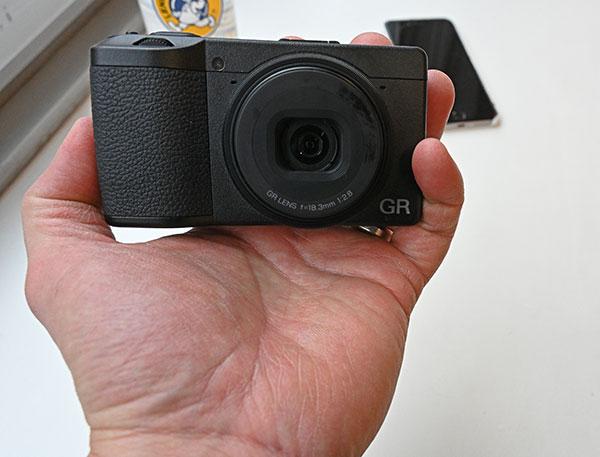 Diagnostiseren onderbreken Verwachting Ricoh Launches GR III Compact Camera with APS-C Sensor & Pro Features  (Hands-On Photos & Test Shots) | Shutterbug
