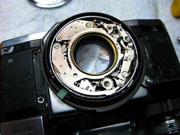 camera shutter mechanism