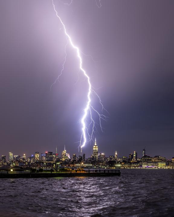 Empire State Building Lighting Strike. | Shutterbug